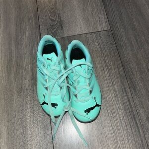 Puma Kids turf shoes